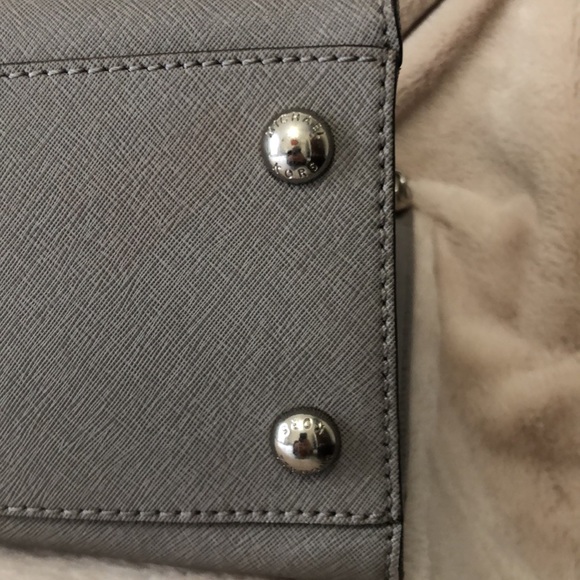 Michael Kors Large Pearl Grey Hamilton Satchel - Picture 10 of 13